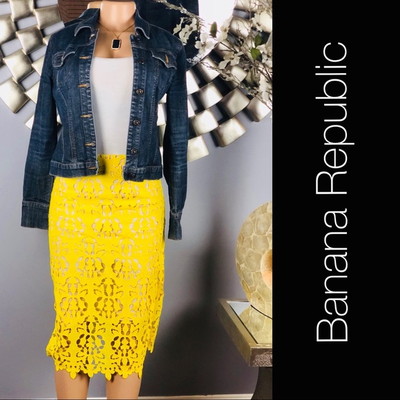 Banana Republic Dresses & Skirts - Banana Republic Yellow Lace Skirt